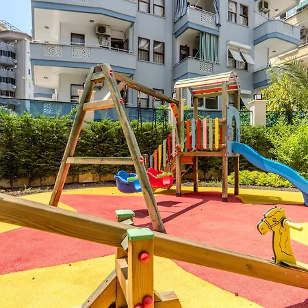 & Pool Family Duplex *