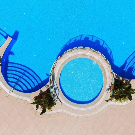 Апартаменты & Pool Family Duplex *