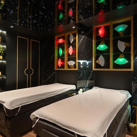 & Pool Family Duplex Apartment