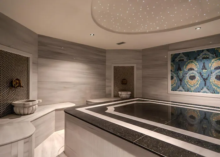 & Pool Family Duplex *