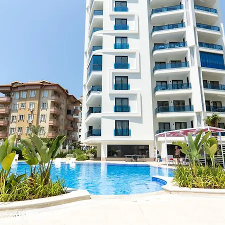 & Pool Family Duplex אלאניה