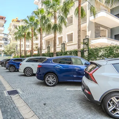 & Pool Family Duplex *