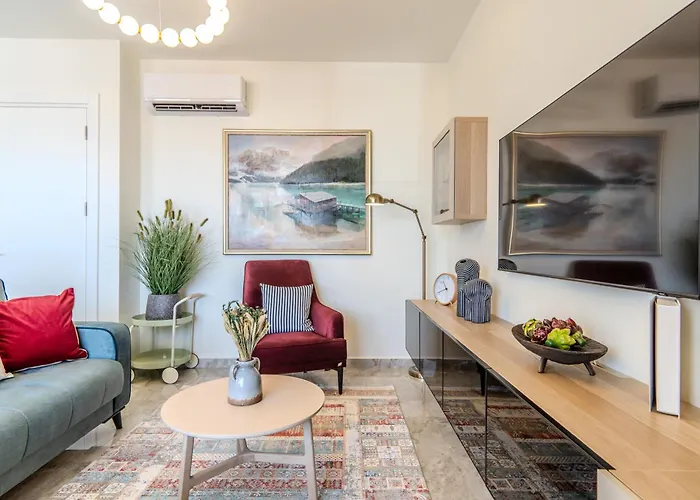 & Pool Family Duplex Apartman